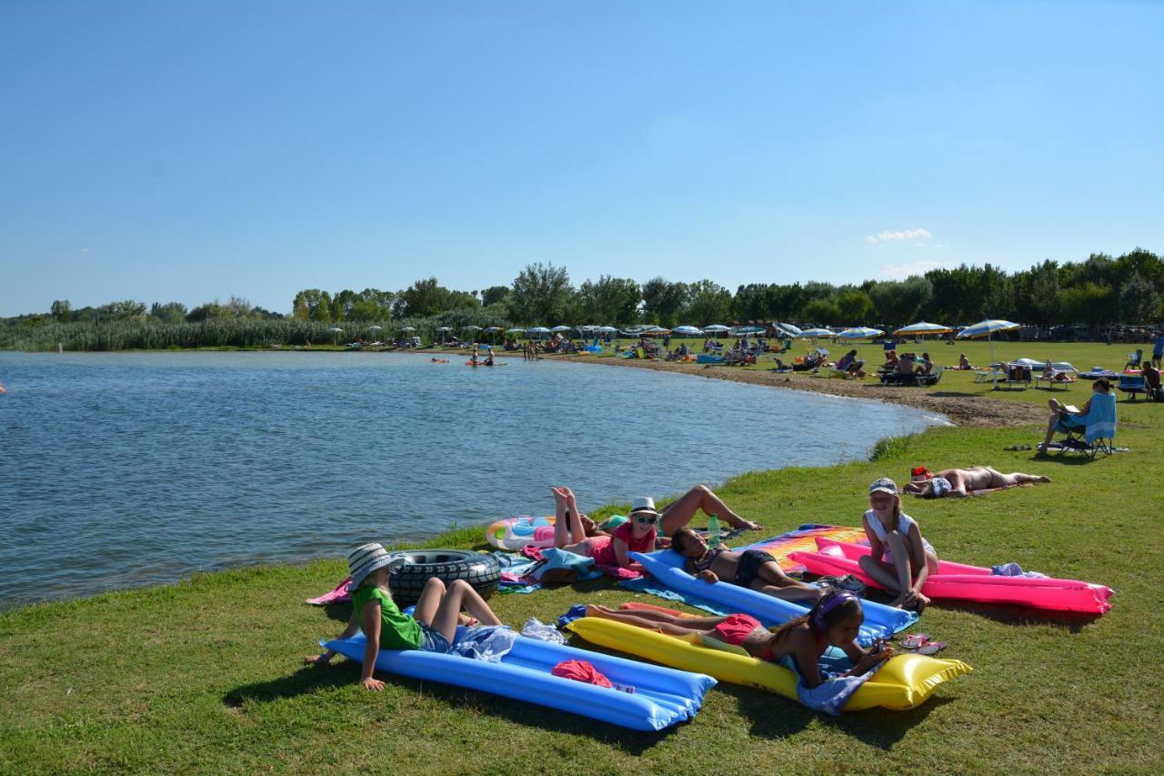 Camping Badiaccia Village Castiglione del Lago Buitenkant foto