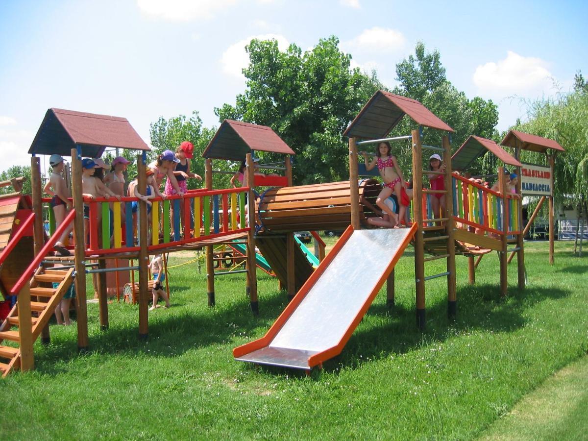 Camping Badiaccia Village Castiglione del Lago Buitenkant foto